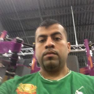 Meet your Posher, Hernandez