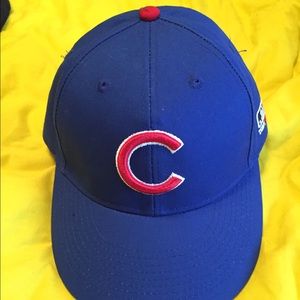 Youth adjustable hat