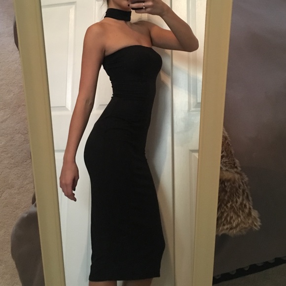 ACCEPTING OFFERS • 1 LEFT• Black Midi Choker Dress - Picture 2 of 4