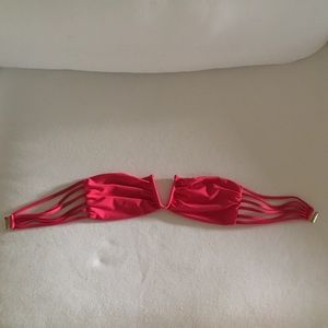 Bellakini (tori praver) strapless bikini top