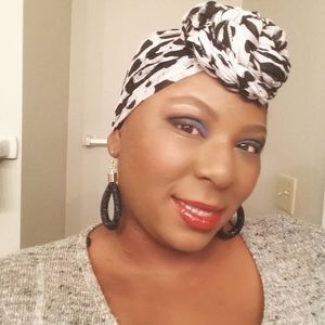 Meet your Posher, Ramona