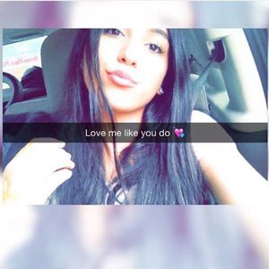 Meet your Posher, Sara