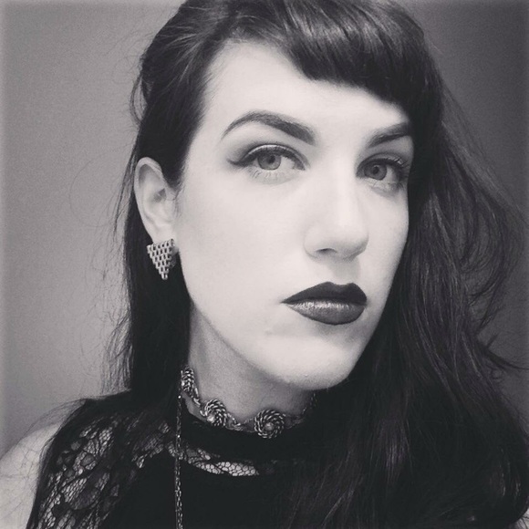 Meet your Posher, Marissa - Picture 4 of 7