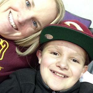 Meet your Posher, Abbey