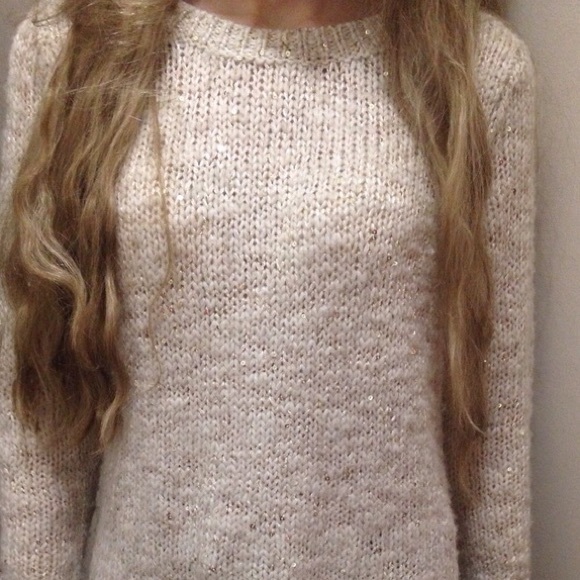 Abercrombie & Fitch Sweaters - Abercrombie and Fitch Sparkle Sweater