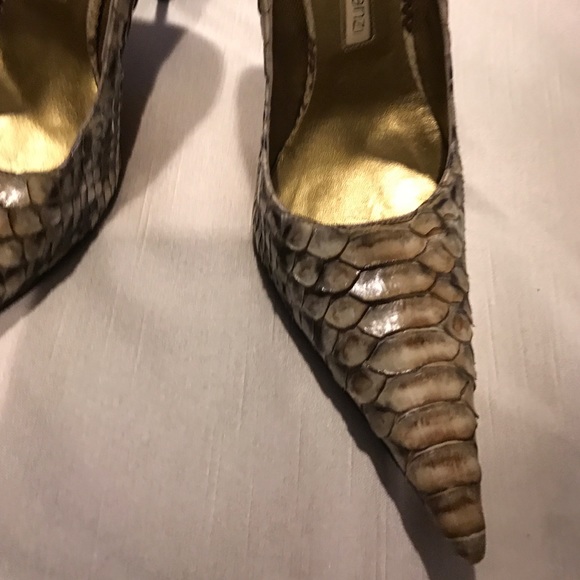 Shoes - 4” heels - with dust bag & box with photo