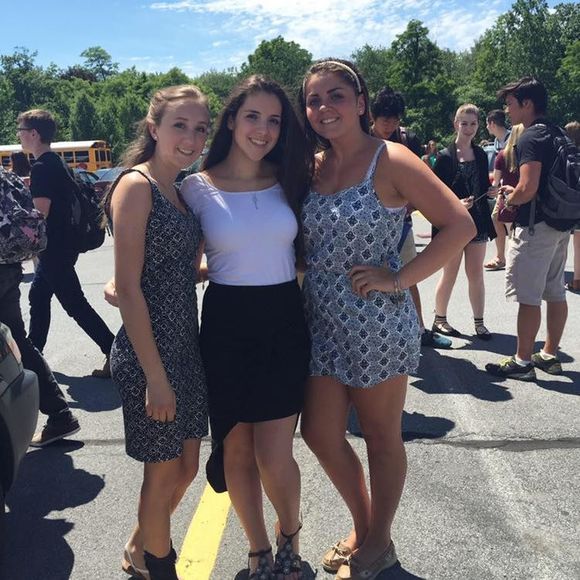 Meet your Posher, Victoria - Picture 1 of 1