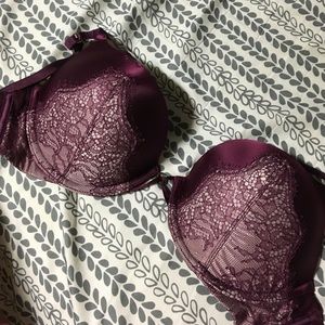 Victoria's Secret bombshell push-up bra 32D