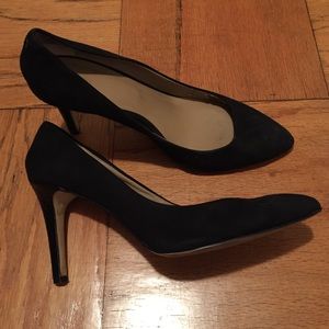 Ann Taylor black leather heels