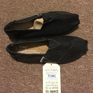Toms