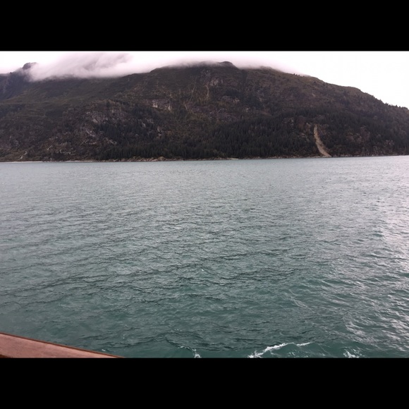 Meet your Posher, Julia - Picture 1 of 1