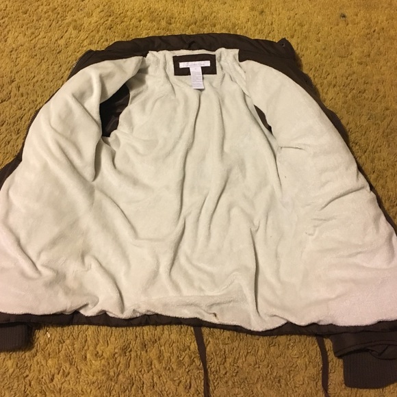 See pic - Picture 2 of 4