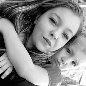 Meet your Posher, Aja