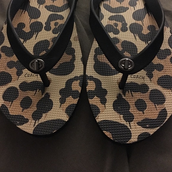 Coach flip flops - Picture 3 of 3