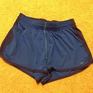 Nike dri fit shorts small