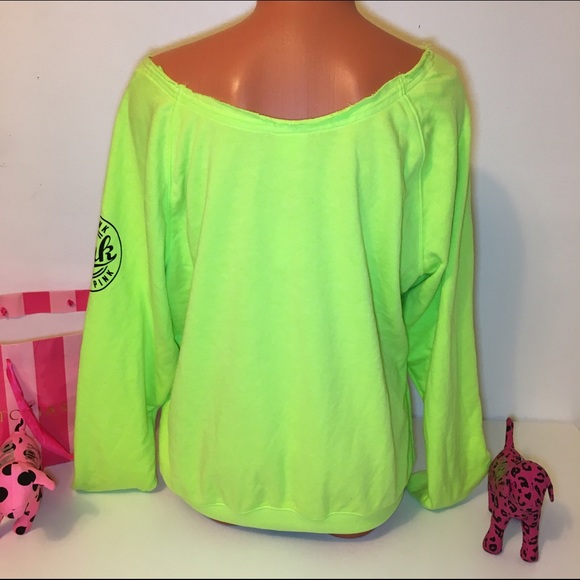 đ«SOLDđ«NEW PINK VS SLOUCHY CREWNECK SWEATSHIRT - Picture 3 of 3