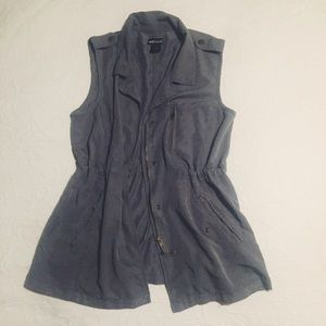 Cute utility style grey vest