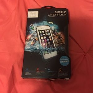 iPhone 6/6S Lifeproof Case