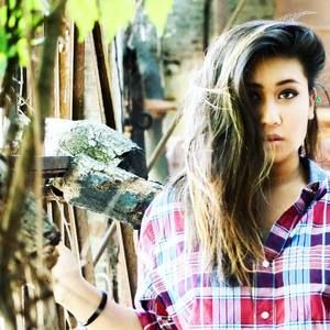 Meet your Posher, Samsonite