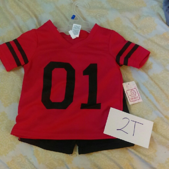NWT 2T boy outfit