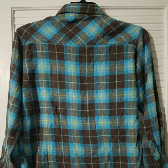 Boys flannel 16/18 - Picture 2 of 3