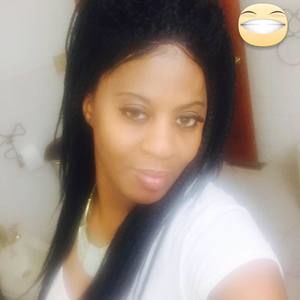 Meet your Posher, Rena