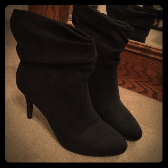 Black suede booties - Picture 1 of 1