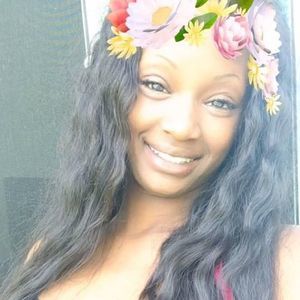 Meet your Posher, Lucy