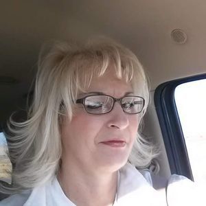 Meet your Posher, Bobbi