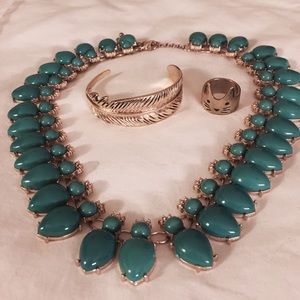Gold lot of jewelry