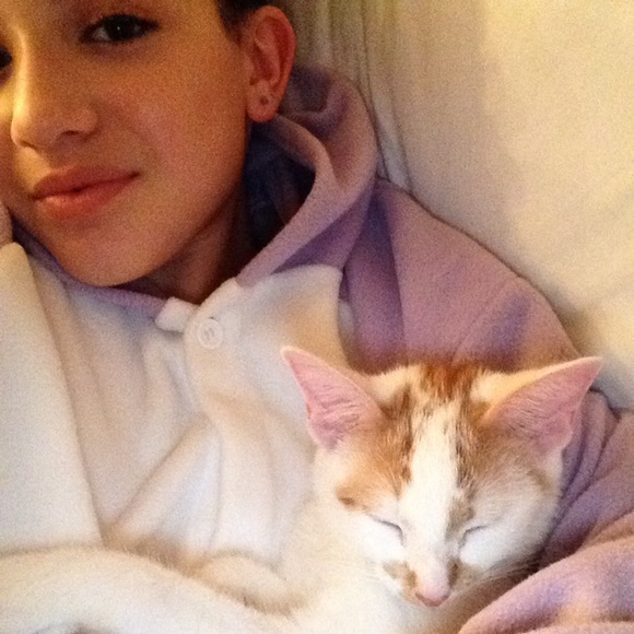 Meet your Posher, Cameron - Picture 1 of 1