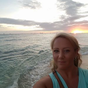 Meet your Posher, Stephanie