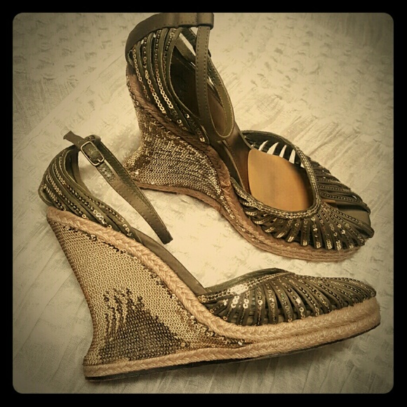 Gold sequined olive colored strappy platform.