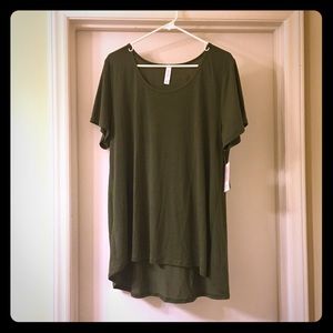 NWT Green LuLaRoe Classic Tee