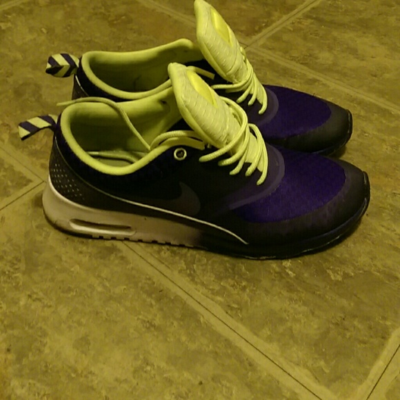 ⭐⭐ REDUCED⭐⭐Nike  air Thea size 8