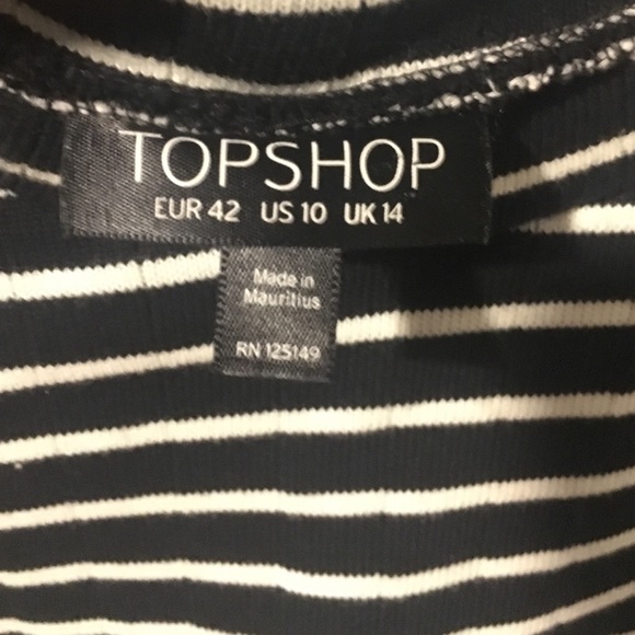 thick stripped crop top - Picture 2 of 2