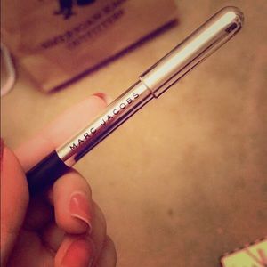 Marc jacobs black liner