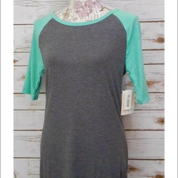 Beautiful, Medium LuLaRoe Julia NWT