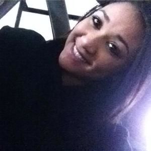 Meet your Posher, Chanelle