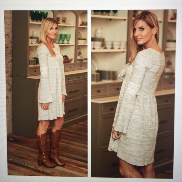 Infinity Raine grey Dress - Picture 2 of 3