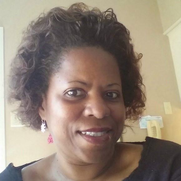 Meet your Posher, Vernita