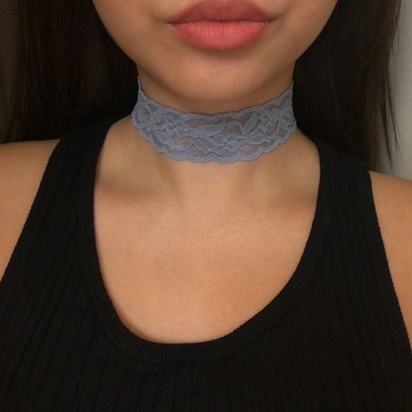 Lace choker - Picture 2 of 4
