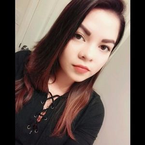 Meet your Posher, Alejandra