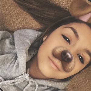 Meet your Posher, Vicky