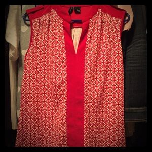 Cute sleeveless top!!