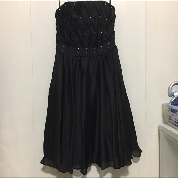 NEW White House Black Market dress