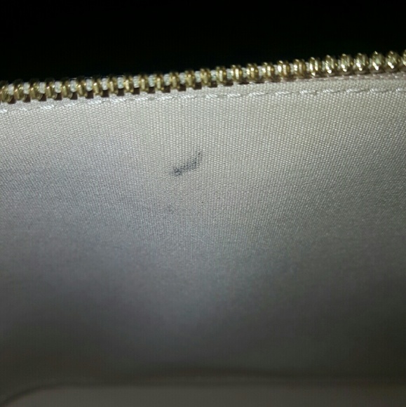 Louis Vuitton Vernis Alma PM Rose Blush & Wallet - Picture 4 of 4