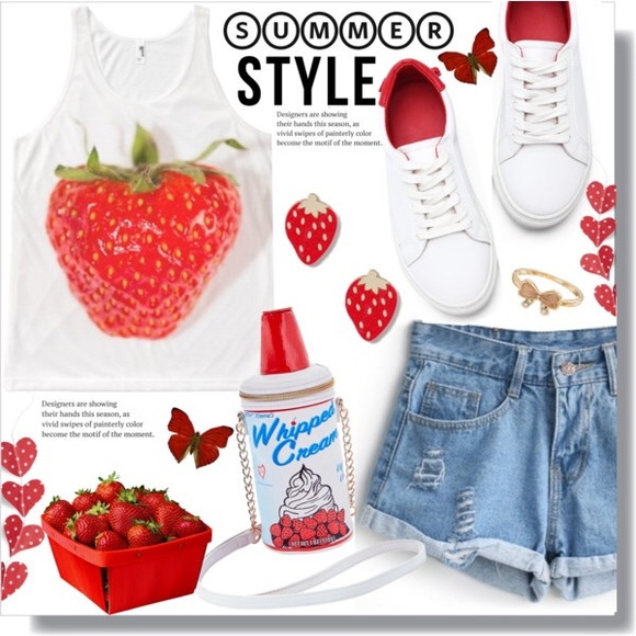 Betsey Johnson Handbags - 🎀🆕Betsy Johnson Whipped Cream Crossbody🎀