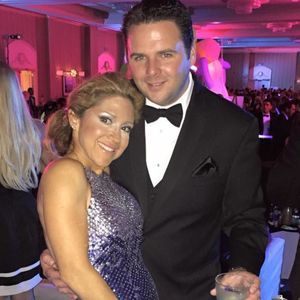 Meet your Posher, Felicia