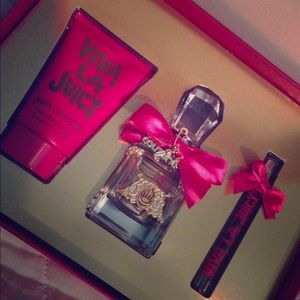 Viva la juicy by juicy couture gift set
